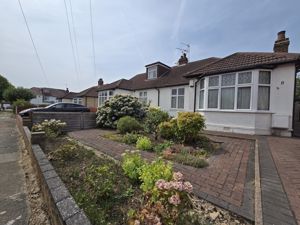 Photo 25- click for photo gallery